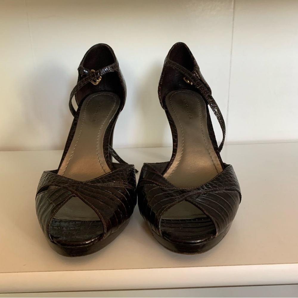Brown Ann Taylor Faux Snakeskin Heels, size 8, Ankle Strap, Small Platform